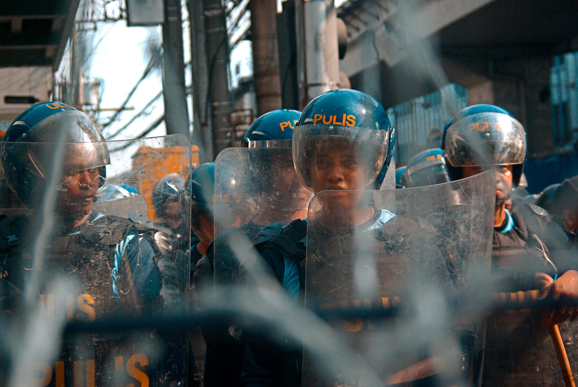 משטרת לונדון נערכה ל"קבוצות נוער" בחג הפסח: מי יעצור את הבלגן?