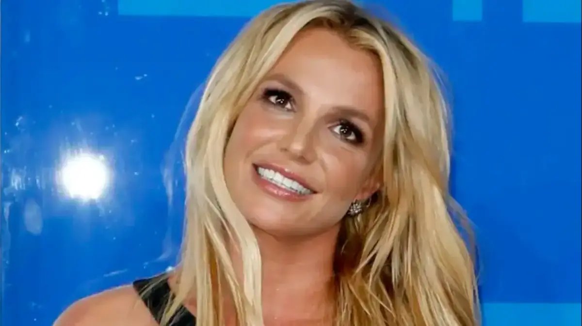 בריטני ספירס נכנסה שוב לגמילה: מה גרם לה להגיע לתחתית?