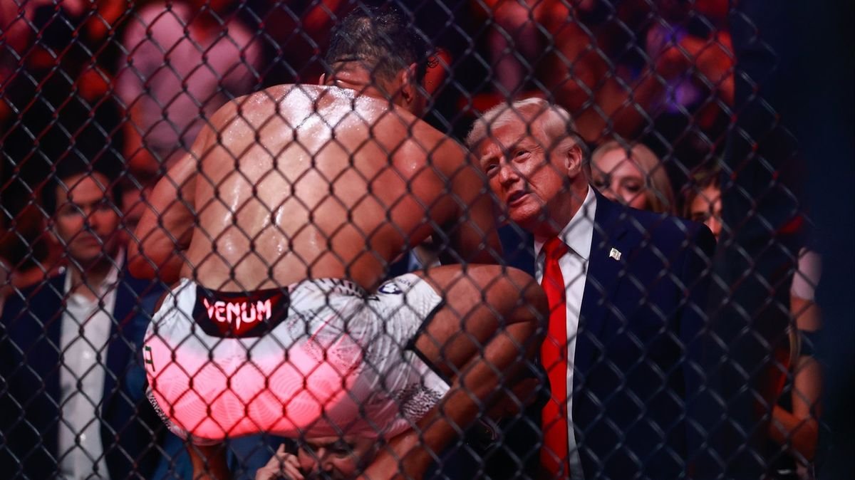 למה טראמפ אמר לוחם MMA שהוא “יפה מדי” לקרב? רגע אחד שהדליק את הרשת