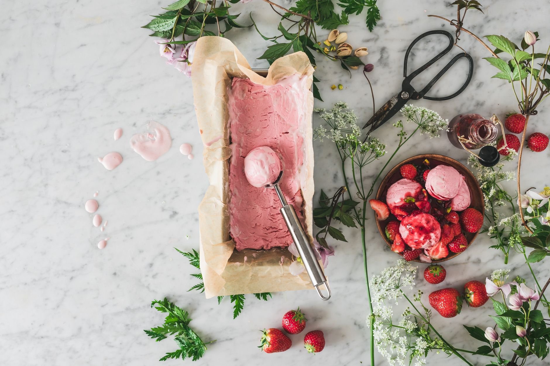 גלידה ביתית יוגורט וקיץ ללא גלוטן — 10 דקות הכנה, קרמית בטירוף