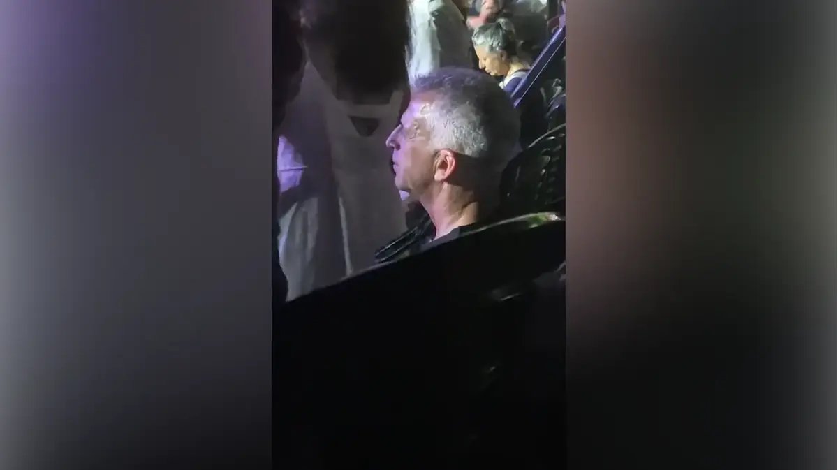 דדי ברנע בהופעה של שלום חנוך: מה גרם לראש המוסד לשעבר להיראות רגוע בסוף השבוע?