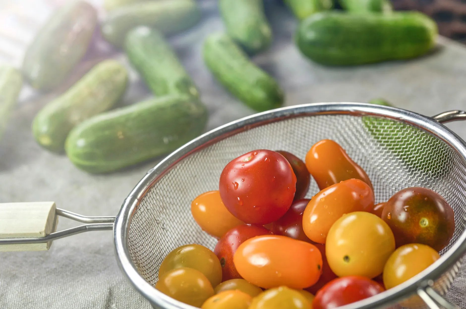 סלט קיץ בריא ללא גלוטן — 10 דקות הכנה וטעם מרענן