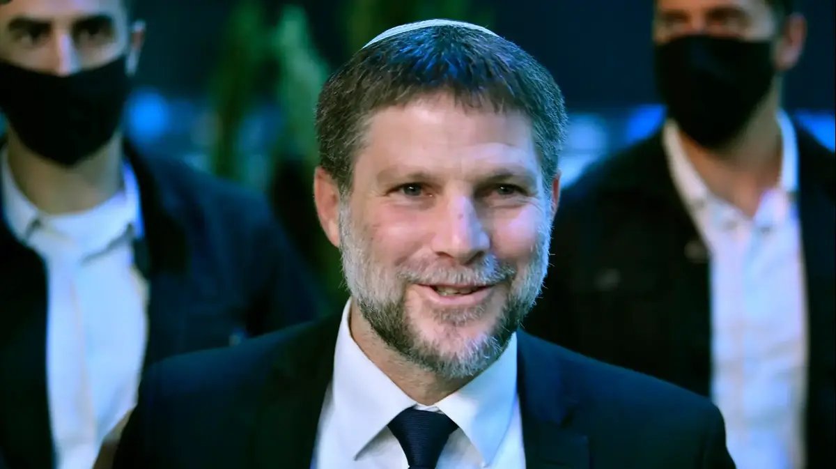 בגיל 46: בצלאל סמוטריץ נהיה סבא לשניים מה שקרה בבית החולים ריגש